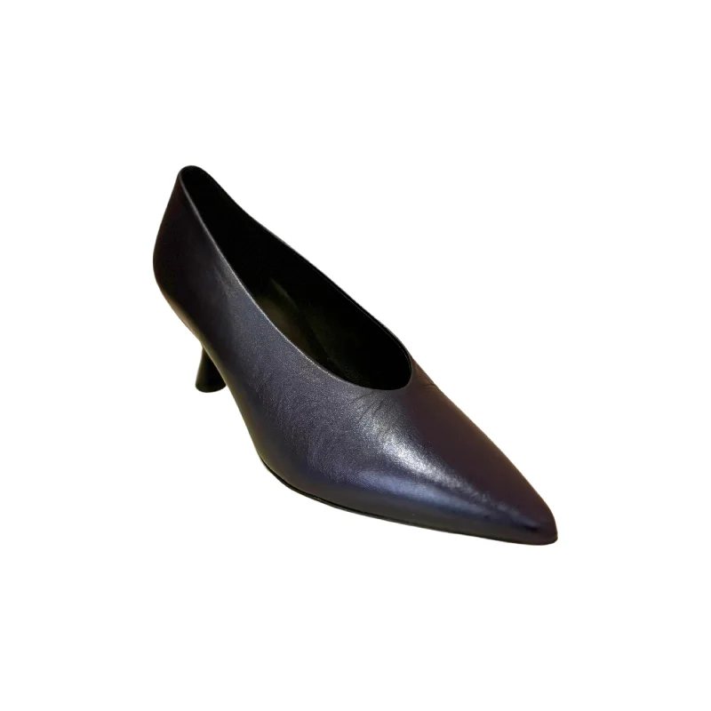 106001 Petrol Sculptured Heel Pump