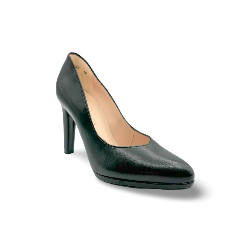 Herdi-Classic Black Leather Heel